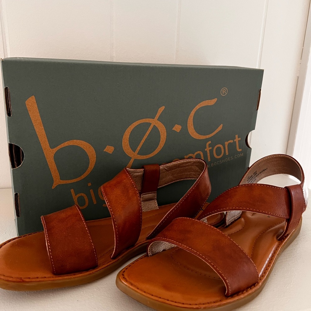 Boc Sandles